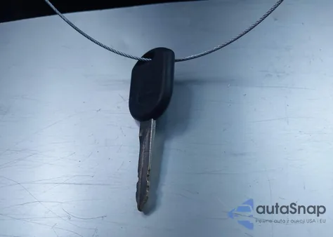 2005 Ford Mustang V6 Deluxe/V6 Premium from USA, damaged, VIN 1ZVFT80N555156845